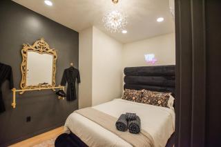 Speakeasy Suite at ArnoTriplex! - Albuquerque - 8