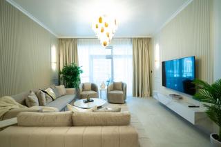 Exclusive 3 Bedrooms Apartment - Dubai - 4