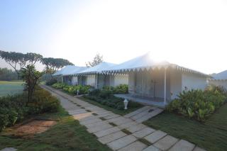 The Fern Seaside Luxurious Tent Resort Daman - 4