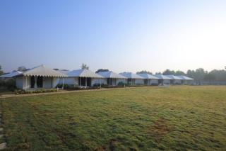 The Fern Seaside Luxurious Tent Resort Daman - Daman - 9