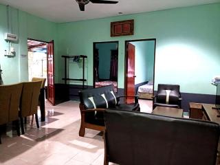 Super Fully Furnished House next to airport - peaceful, leisure and quite - - 1