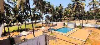 Swimming pool beach front resort - Udupi - 3