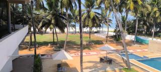 Swimming pool beach front resort - Udupi - 1