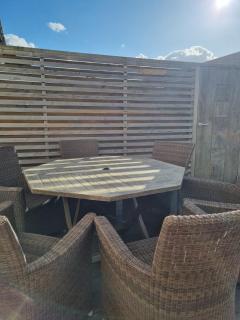 Family home with garden - 1