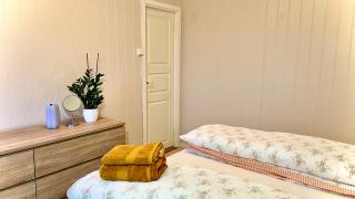 Sandersstua 2, luxury family villa with private whirlpool in Stamsund - 2