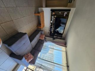 Cómodo departamento - 0