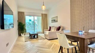 Modern 1BR Retreat with Balcony in Vibrant JVC by Bhavan Vacation Homes - 5