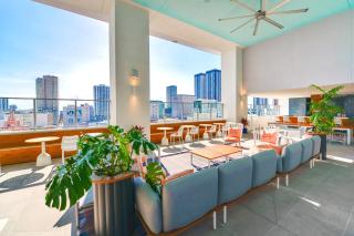Prime Location for a Grand Stay - Miami - 0