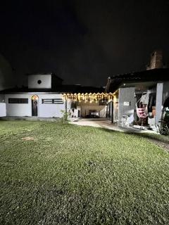 Casa 2 min da praia de carro e 7 andando - Florianópolis - 1