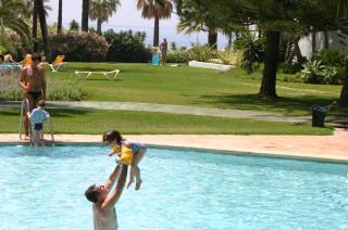 Beachside Puerto Banus Stunning Apartment 212 - Marbella - 4