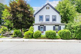 Two-Bedroom Home 25 min to NYC free parking-UNIT-2 - Teaneck - 8