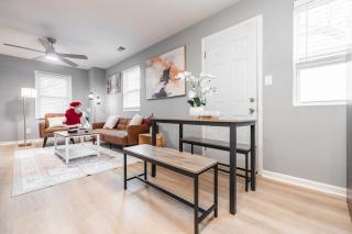 Atlanta Zoo Free Private Driveway Parking 2B2B - 4