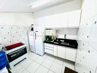 Casa de Praia com Piscina, quintal, lazer e churrasco, 3 quartos com ar condicionado, sendo 2 suites para sua familia! - Guarapari - 9
