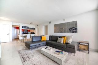 Condo That Will Make Feel the Ocean Breeze Close - Miami - 2
