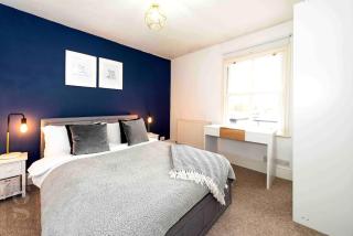 Cosy-Central-Period-Home-Sleeps 4-Free Parking - Hereford - 8