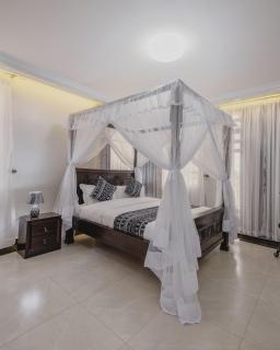 Skyhut Boutique House Rooftop with LED-LIT DOME & Private Pool - Nairobi - Kitengela - 7