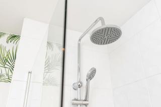 2BR 2BA Apartment Sleeps up to 5 With a Parking Bay - Sheffield - 1