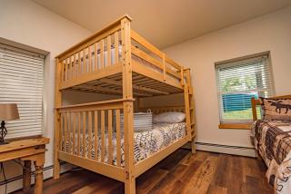 5Bedrooms,BigBoulder&JackFrost Ski, Hottub,SplitRock WaterPk,Linens! - 8