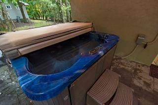 Hottub,5Bedrooms, BigBoulder Jack frost Ski Mts,SplitRock Waterpk,Linens, Firepit! - Lake Harmony - 6
