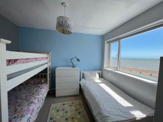 Beach front House - Pevensey - 8