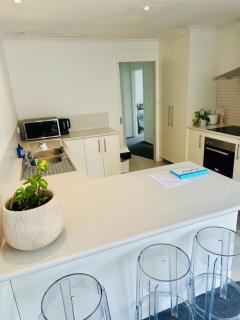 Blackmans Bay Villa - Kingston Beach - 7