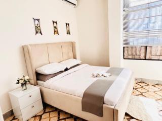 City Apartment - - 0