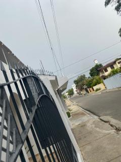 Casa familiar céntrica - San Fernando de Monte Cristi - 9