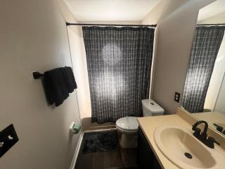 Charming Family Friendly Home - 5