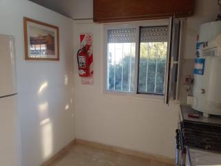 "Departamento 3 Dormitorios con Garage y Terraza con Parrilla -StayNeuquen- Hasta 7 huespedes SOLO CON PREPAGO via ALIAS Mercado Pag - 5