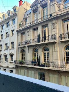 Congreso Boutique con balcón parisino - 2