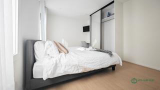 Royalty Living Unit 3 - 3