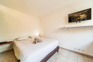 Studio Urbain avec jardin à quelques minutes du centre ville de Saint-Denis avec Terrasse et Parking Privé idéal pour 2 à 4 personnes - 3