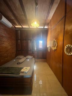 Homestay Joglo Beji - - 1
