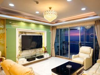 Stunning 3BR with Sunset View near Dolomite Beach - Manila - 5
