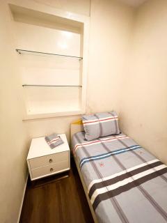 Stunning 3BR with Sunset View near Dolomite Beach - Manila - 2
