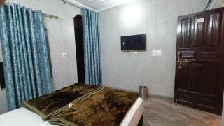 Family Hotel - 5Mint form Nizamuddin Railway Station - New Delhi - 6