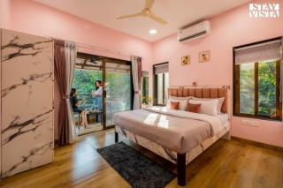Areca Breeze by VEO - Part of StayVista with Pool - Nāgaonkhar - 3