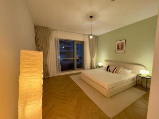 Burj KhalifaView Luxury 1-Bedroom Apartment - 1