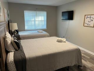 Sweet Home Alabama 4BR 2BA oasis with pool WI-FI - Montgomery - 9