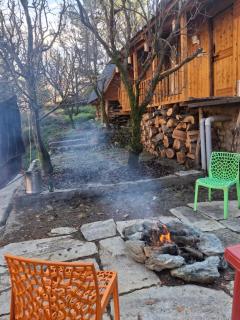 Hideaway holt - 4