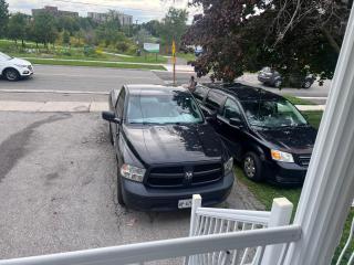 D1 Room Near Airport - Brampton - 1