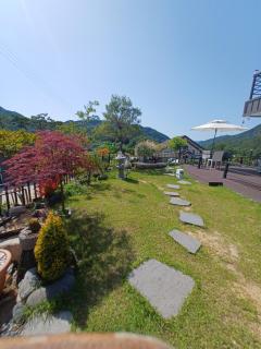 Jangryeonggol pension - - 4
