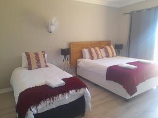 Cornerstone Guesthouse Alk Van Zyl - Panorama - 4