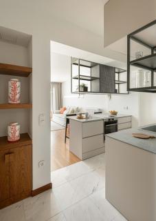 Elegant Mountain-view Apartment next to seaside - Tesalónica - 8