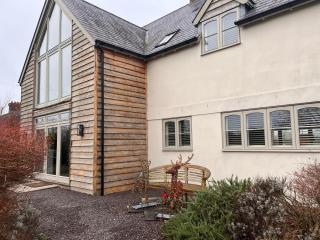 Elmcroft, Large House with Shepherds Hut - Gillingham - 5