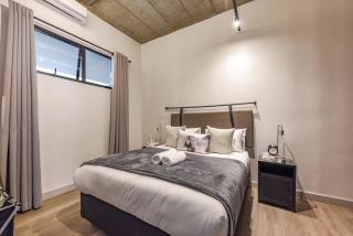 The Lineal 301 - Johannesburg - 1
