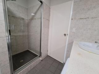 Coastal Living Iconic Scarborough Beach - 8