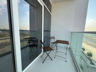 ASHRI Studio in Carson C, Damac Hills 1 - Dubai - 4