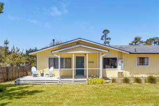 Sea La Vie - Fort Bragg - 0