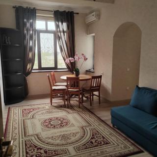 1 bedroom apartment - 0